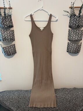 H&M Ribbed Midi Dress in Taupe Brown